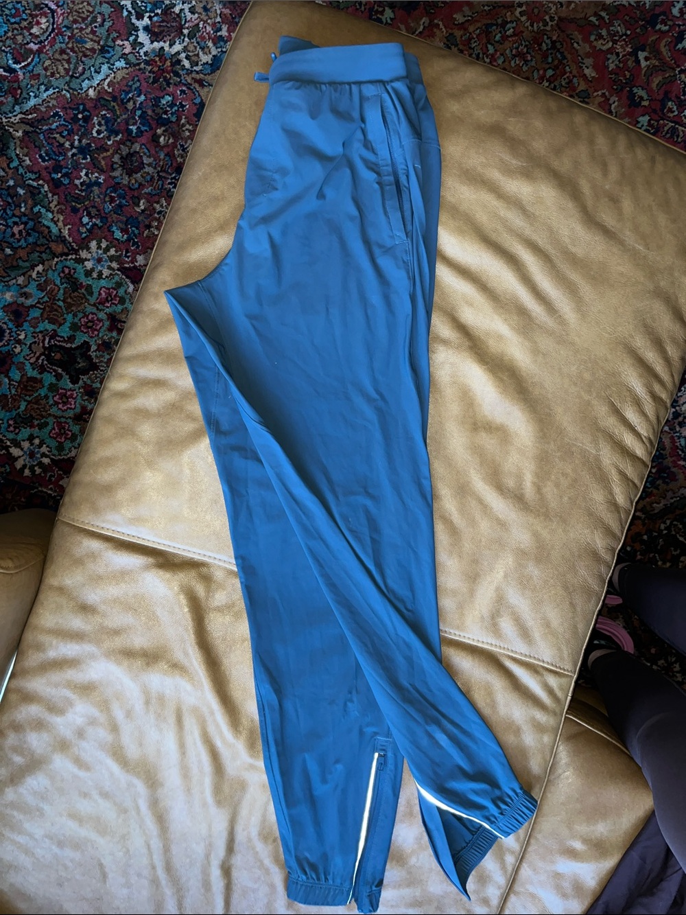 lululemon athletica Men's Teal Blue Jogger Pants